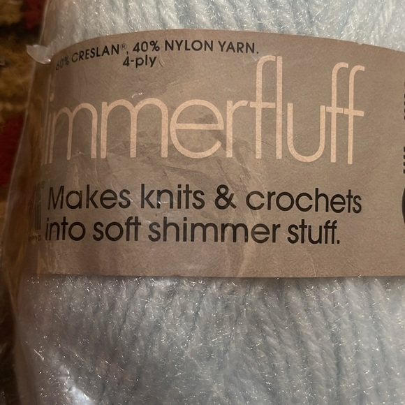 YARN—sealed package, 6skeins - Picture 2 of 5